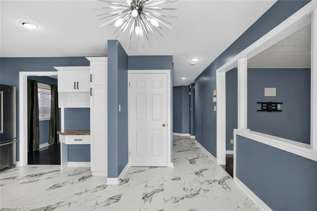 19 Konstantine Court, Hamilton, ON, L9B 2T3 - 15