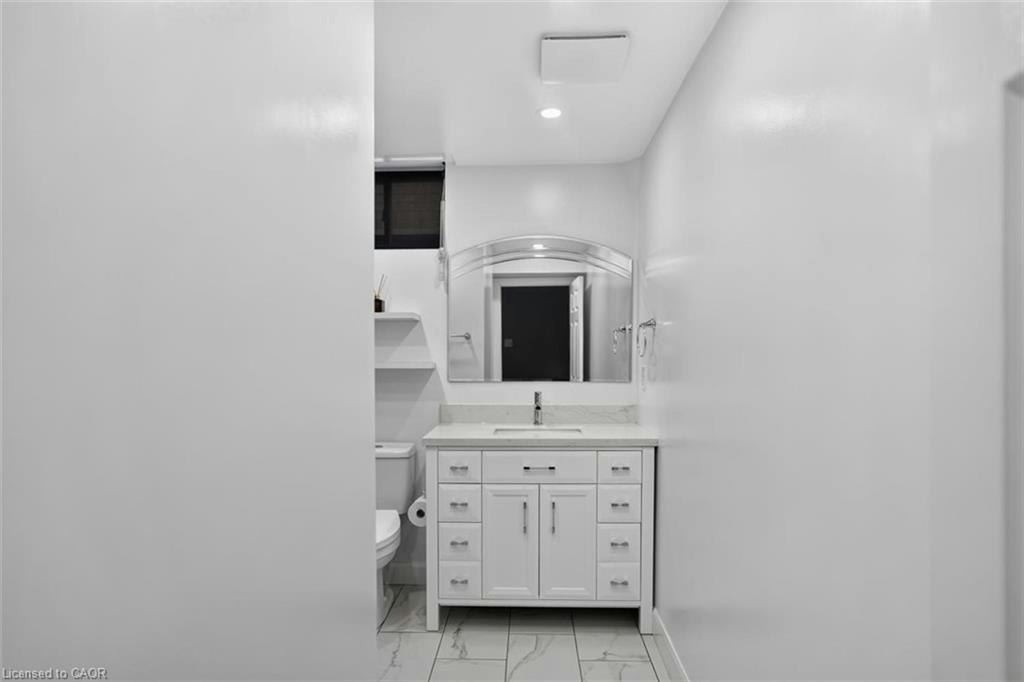 19 Konstantine Court, Hamilton, ON, L9B 2T3 - 36