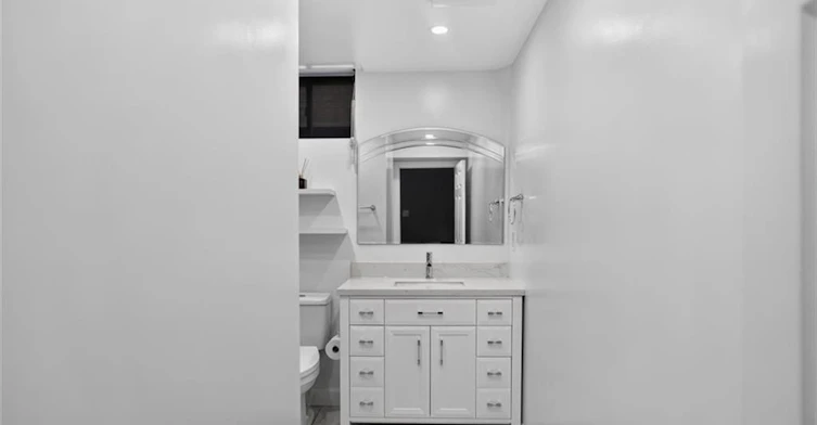 19 Konstantine Court, Hamilton, ON, L9B 2T3 - 36