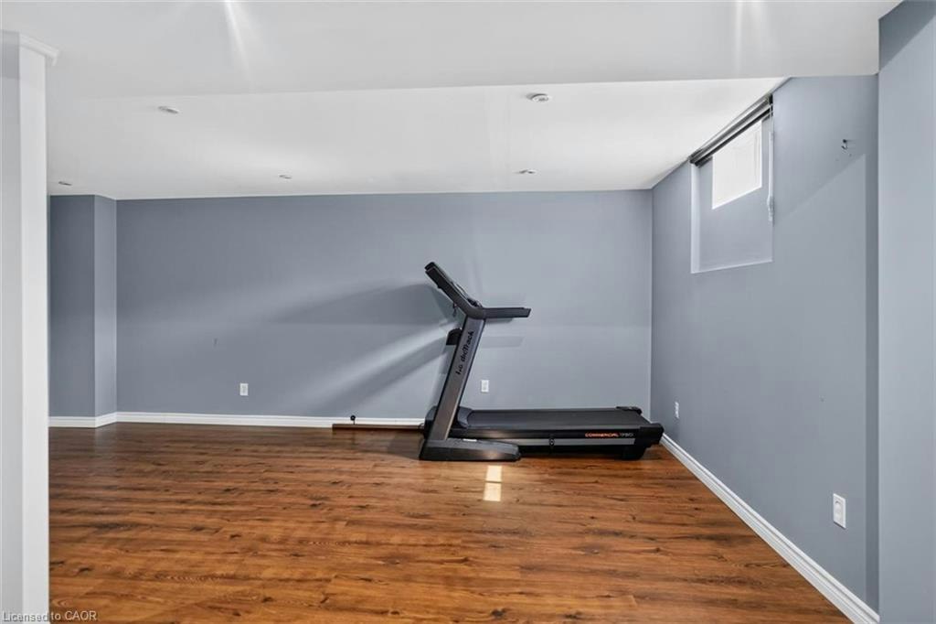 19 Konstantine Court, Hamilton, ON, L9B 2T3 - 34