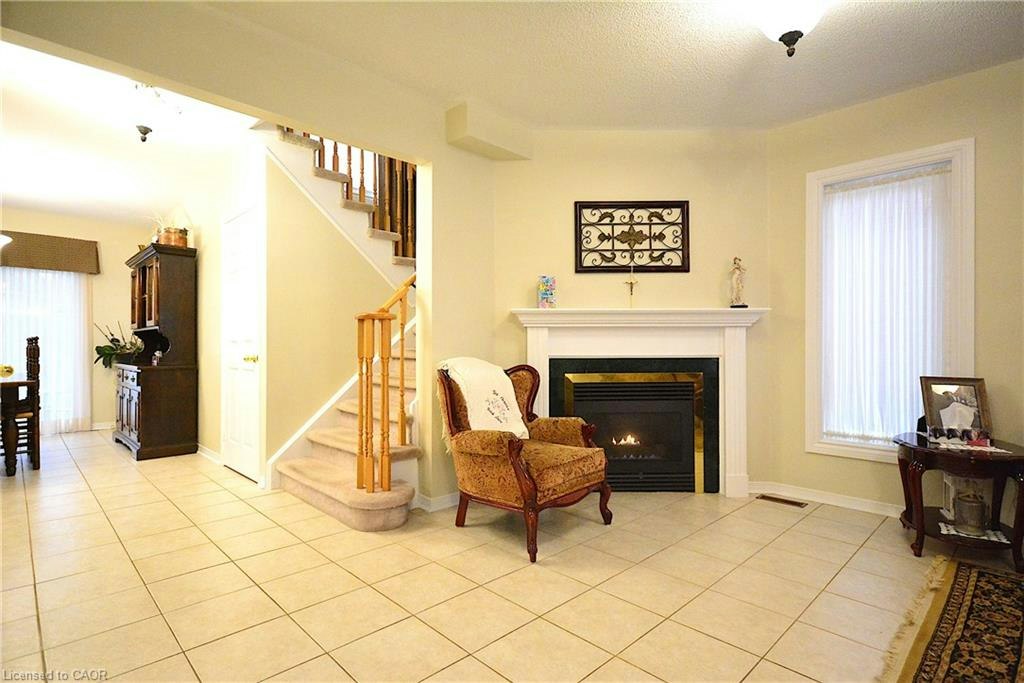 2131 Stillmeadow Road, Oakville, ON, L6M 3T4 4