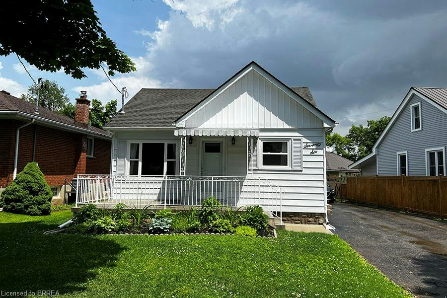 76 Mount Pleasant Street, Brantford, ON, N3T 1T1 - 2