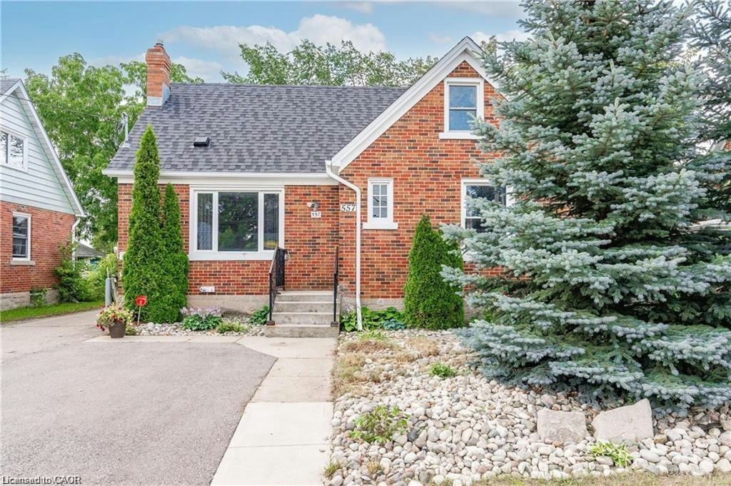 Upper-557 Stirling Avenue S, Kitchener, ON, N2M 3J5