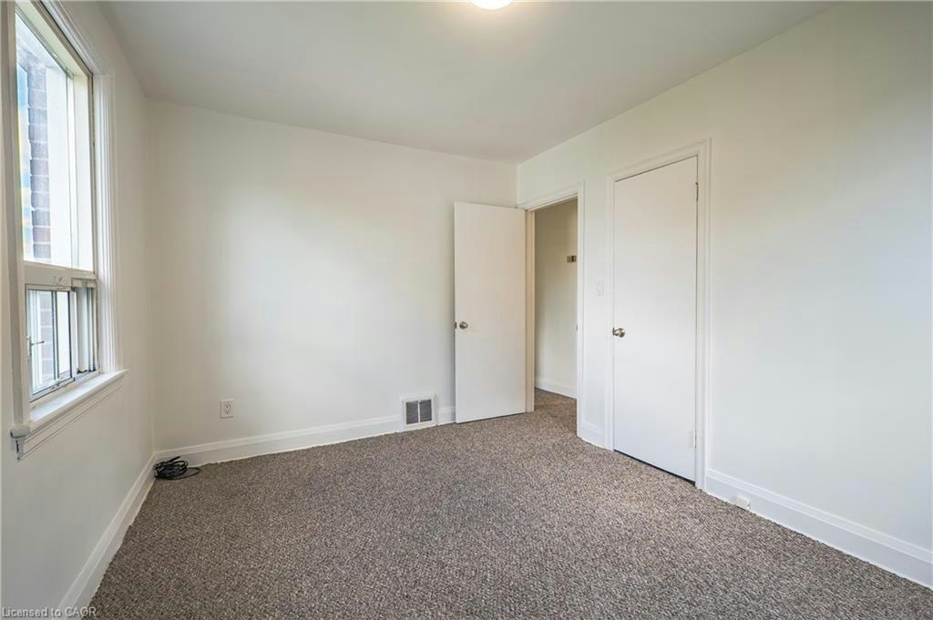 150 Beland Avenue S, Hamilton, ON, L8K 3T6 - 17