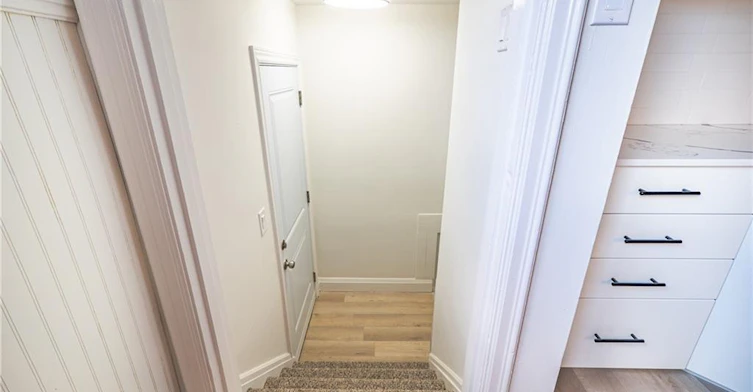 150 Beland Avenue S, Hamilton, ON, L8K 3T6 - 20