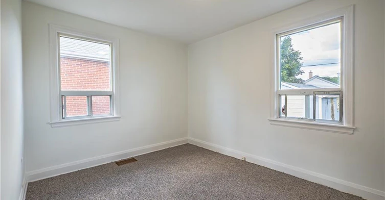 150 Beland Avenue S, Hamilton, ON, L8K 3T6 - 16
