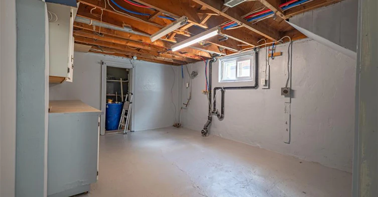 150 Beland Avenue S, Hamilton, ON, L8K 3T6 - 22
