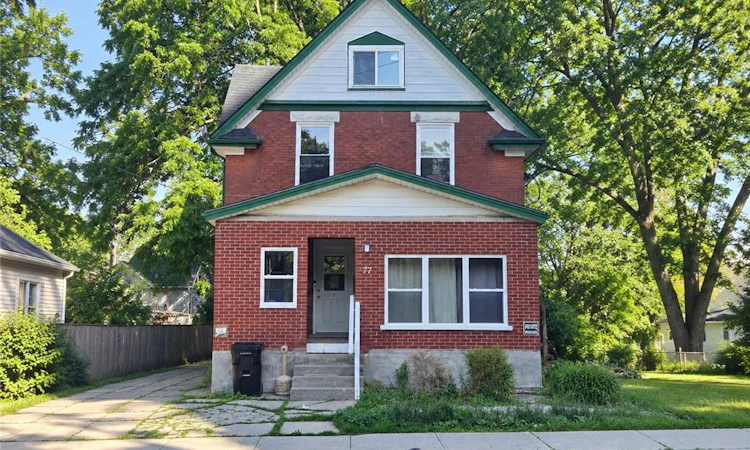 77 Cedar Street S