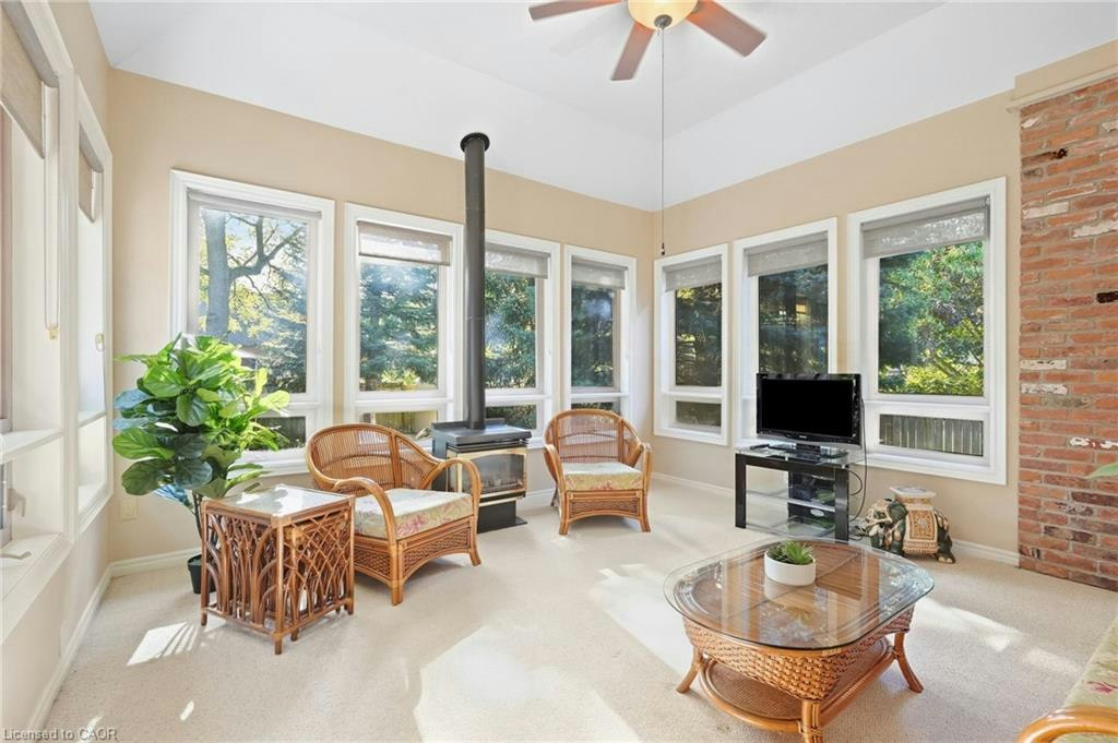 4 Summit Drive, Hamilton, ON, L8B 0E4 - 18