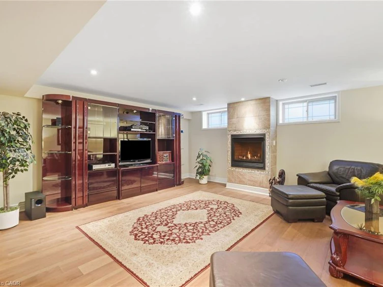 4 Summit Drive, Hamilton, ON, L8B 0E4 - 36