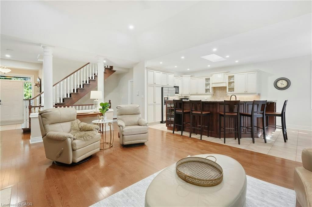 4 Summit Drive, Hamilton, ON, L8B 0E4 - 9