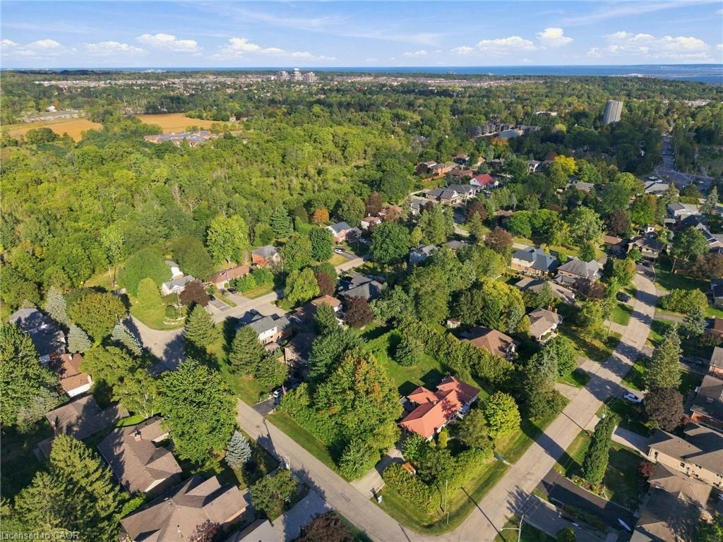 4 Summit Drive, Hamilton, ON, L8B 0E4 - 48