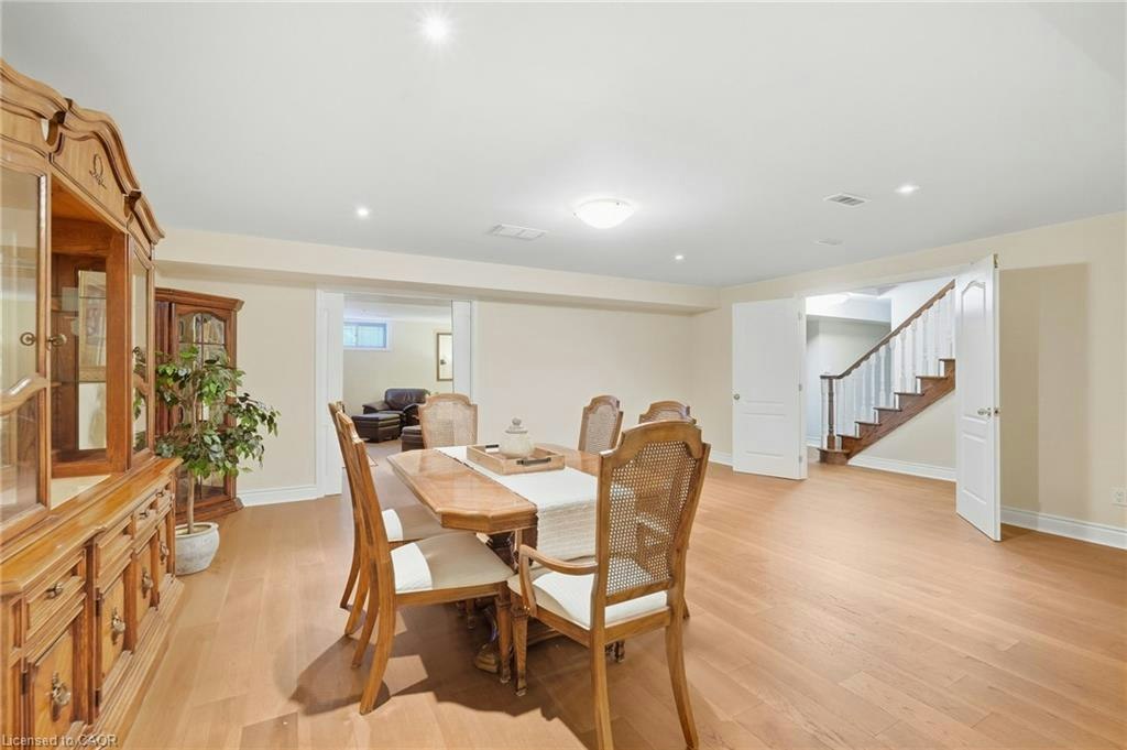 4 Summit Drive, Hamilton, ON, L8B 0E4 - 34