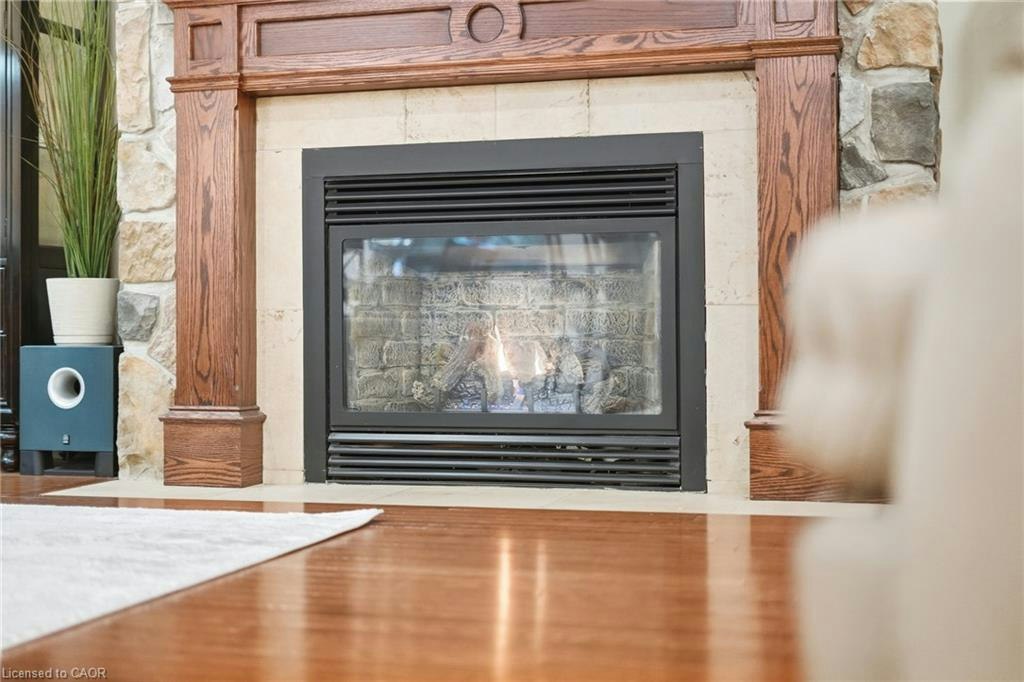 4 Summit Drive, Hamilton, ON, L8B 0E4 - 8