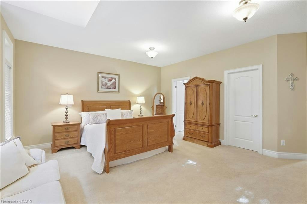 4 Summit Drive, Hamilton, ON, L8B 0E4 - 22