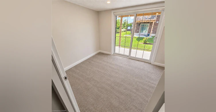 17-311 Woolwich Street, Waterloo, ON, N2K 0H4 - 5