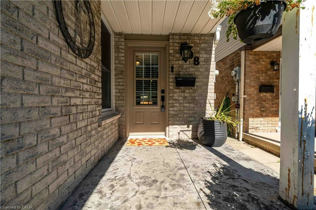 98 Memorial Avenue, Hamilton, ON, L8G 4C7