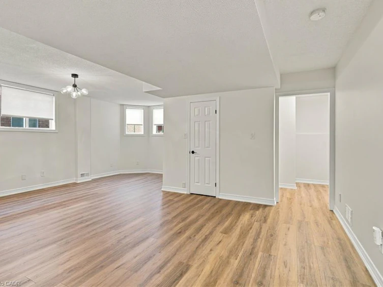 15 Dalrymple Drive, Hamilton, ON, L8B 0P6 - 32