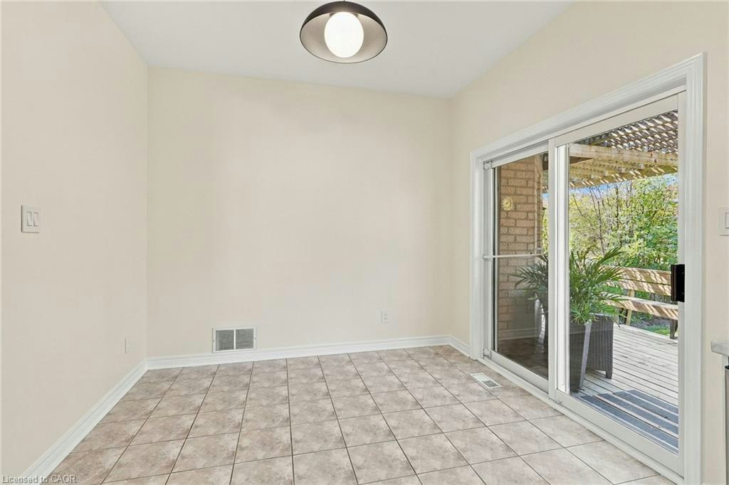 15 Dalrymple Drive, Hamilton, ON, L8B 0P6 - 16