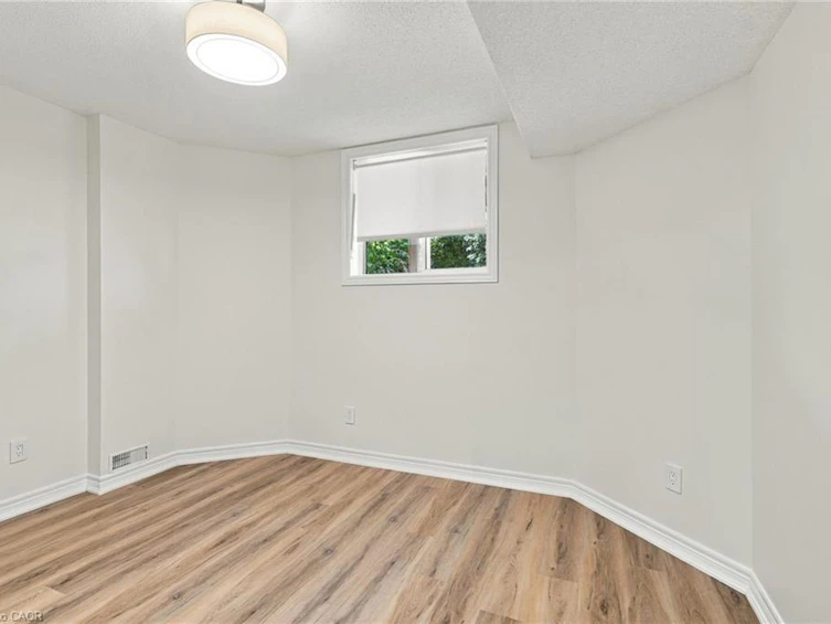 15 Dalrymple Drive, Hamilton, ON, L8B 0P6 - 36