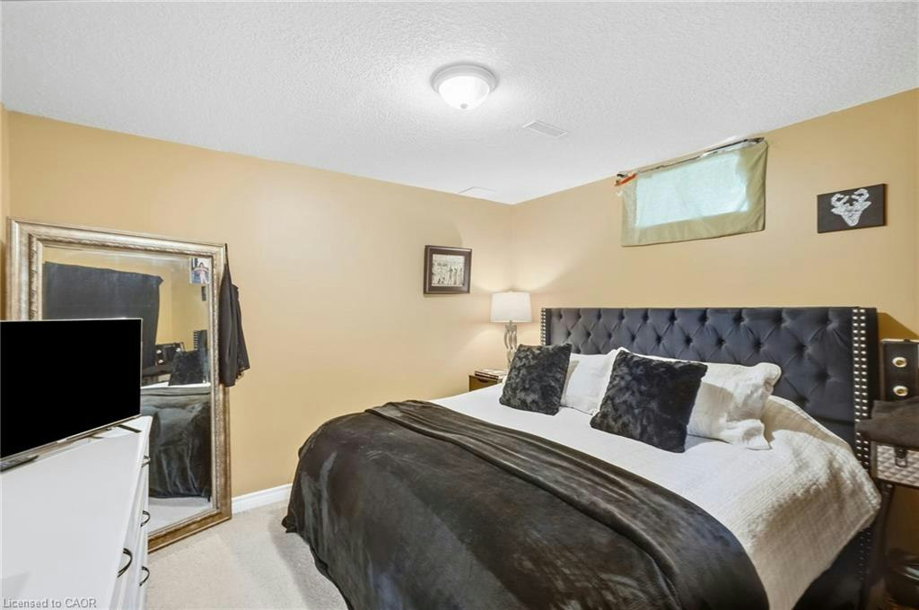 303 Webster Road, Hamilton, ON, L8G 5H3 - 32