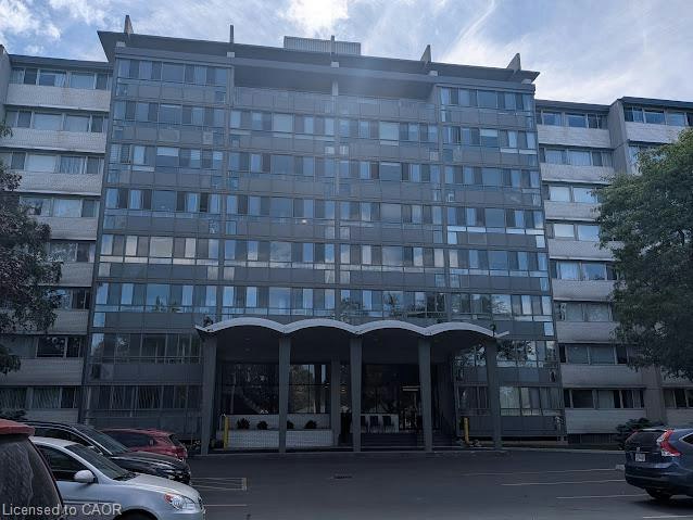 104-24 Midland Drive, Kitchener, ON, N2A 2A8 - 2