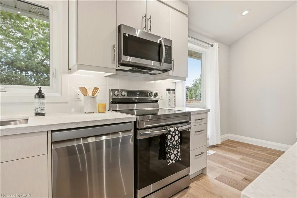 99 Byron Avenue, Hamilton, ON, L8J 2T2 - 13