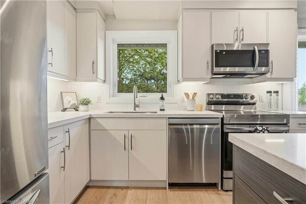 99 Byron Avenue, Hamilton, ON, L8J 2T2 - 14
