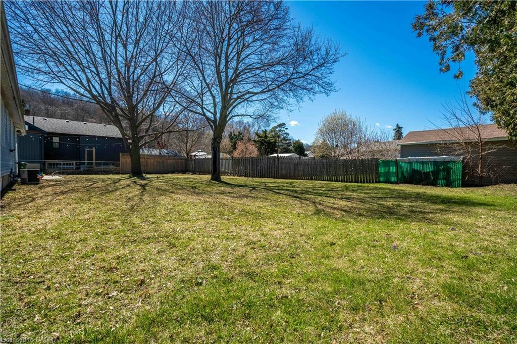 A-1 Hill Place, Hamilton, ON, L8G 2W3 - 32