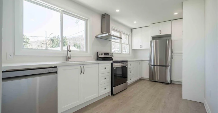 A-1 Hill Place, Hamilton, ON, L8G 2W3 - 9