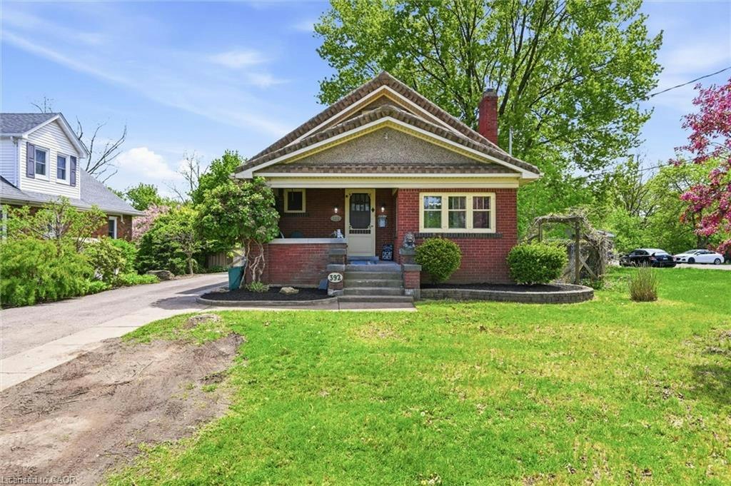 392 Queenston Street, St. Catharines, ON, L2P 2X9