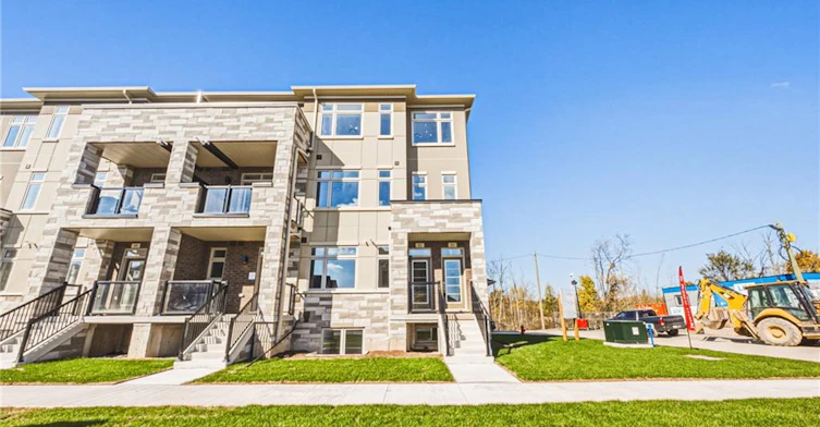 84-955 North Waterdown Drive, Hamilton, ON, L8B 2B1 - 3