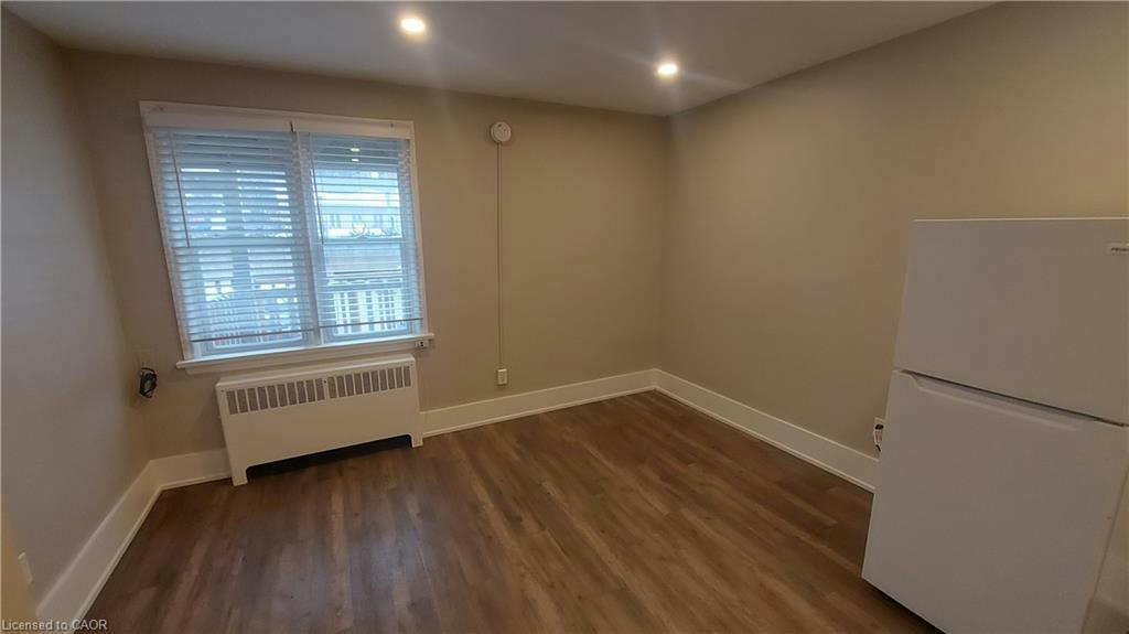 8-181 King Street E, Kitchener, ON, N2G 2K8 - 4