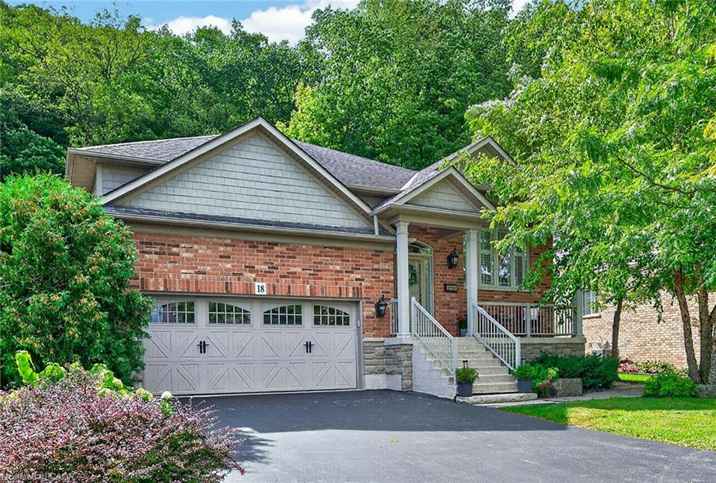 18 Heathcote Court, Grimsby, ON, L3M 0A6