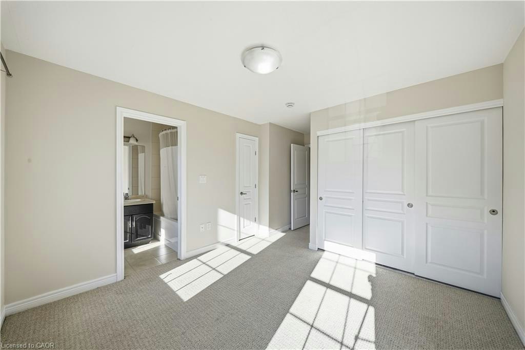 2 Whitehaven Lane, Kitchener, ON, N2H 0B3 - 30