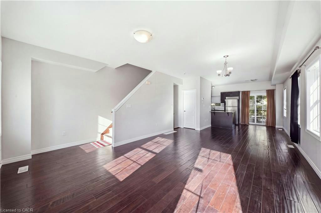 2 Whitehaven Lane, Kitchener, ON, N2H 0B3 - 16