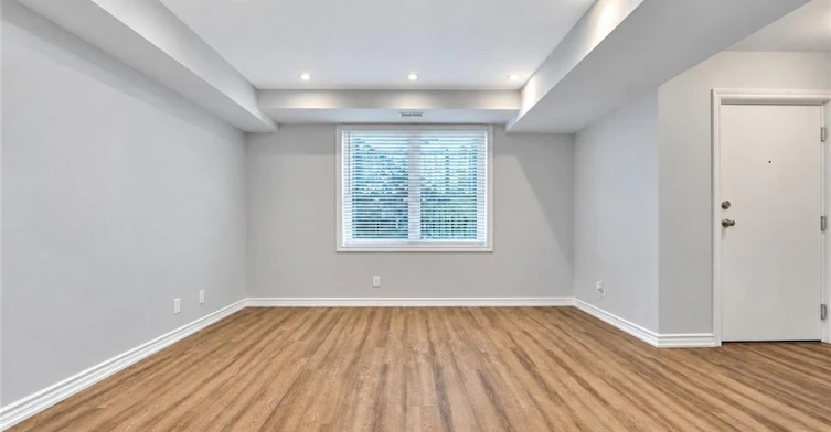 11-235 Chapel Hill Drive, Kitchener, ON, N2R 1N3 - 6