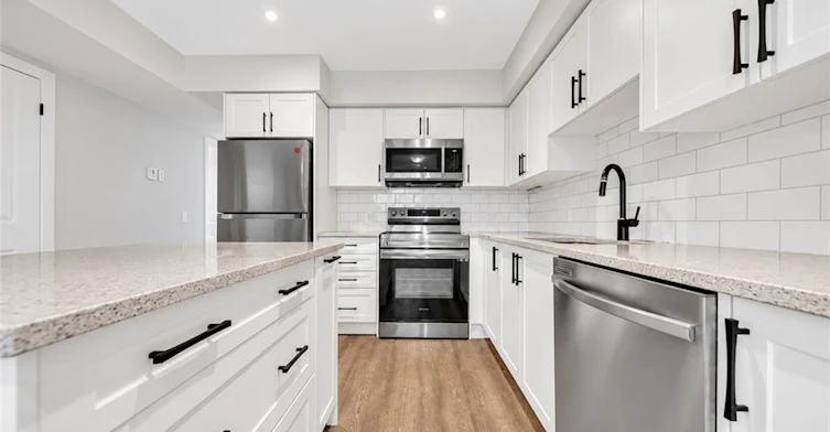 11-235 Chapel Hill Drive, Kitchener, ON, N2R 1N3 - 7
