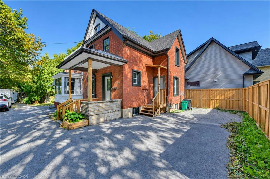 18 Miehm Place, Kitchener, ON, N2H 2K9