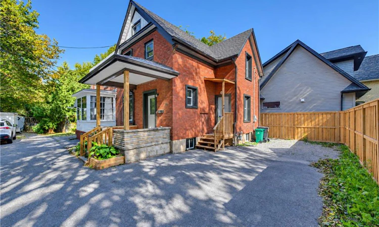 18 Miehm Place