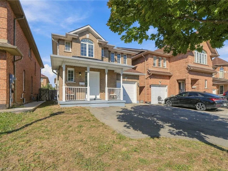 31 Peachwood Crescent, Hamilton, ON, L8E 5Z7 - 3