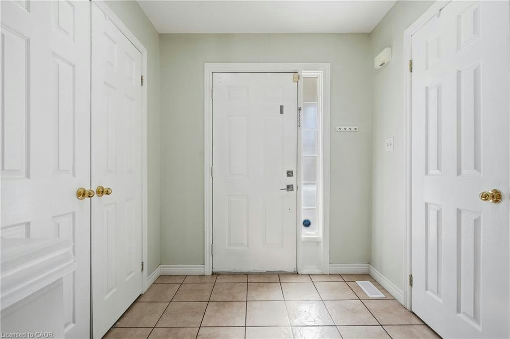 31 Peachwood Crescent, Hamilton, ON, L8E 5Z7 - 5