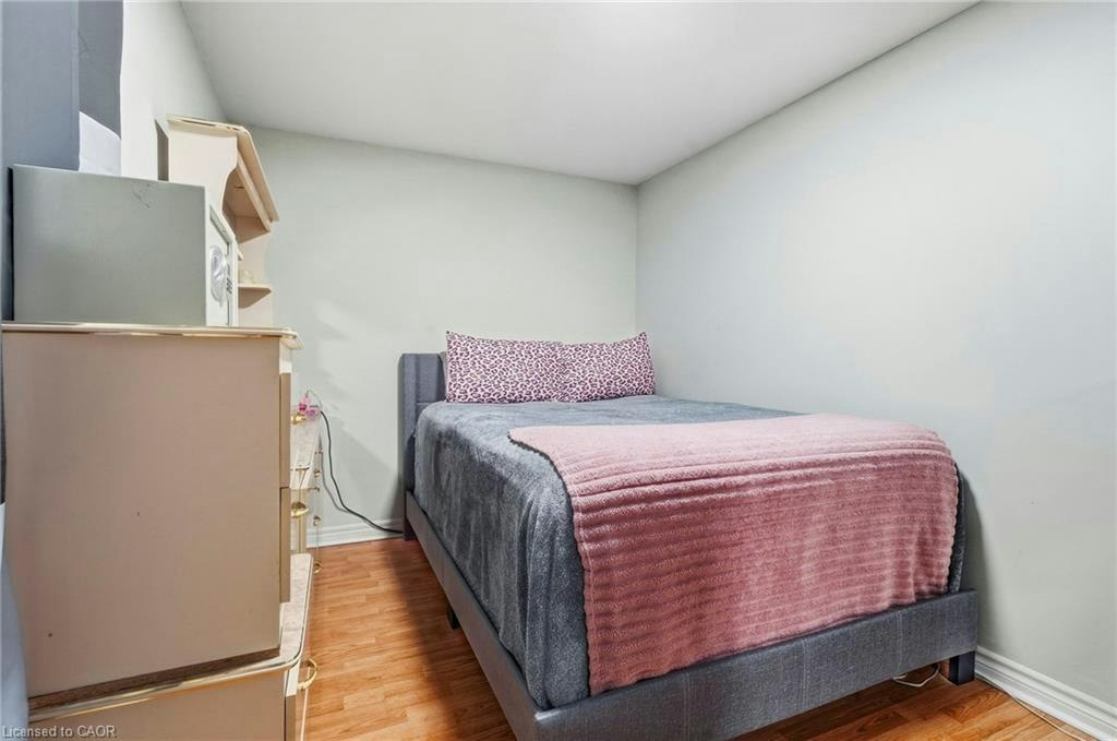 31 Peachwood Crescent, Hamilton, ON, L8E 5Z7 - 32