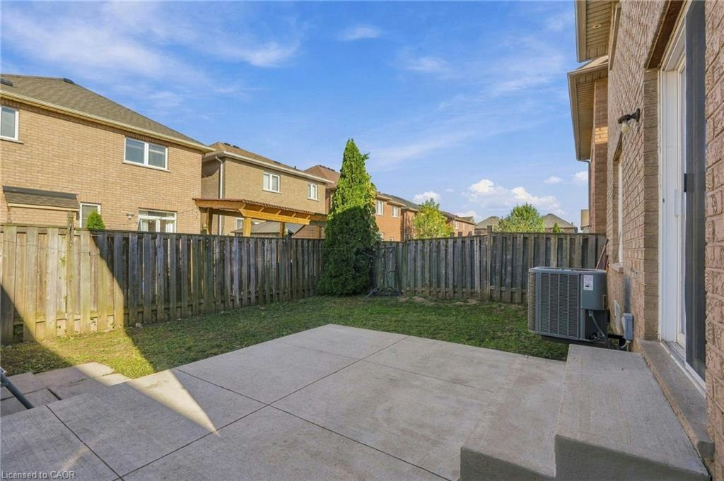 31 Peachwood Crescent, Hamilton, ON, L8E 5Z7 - 39
