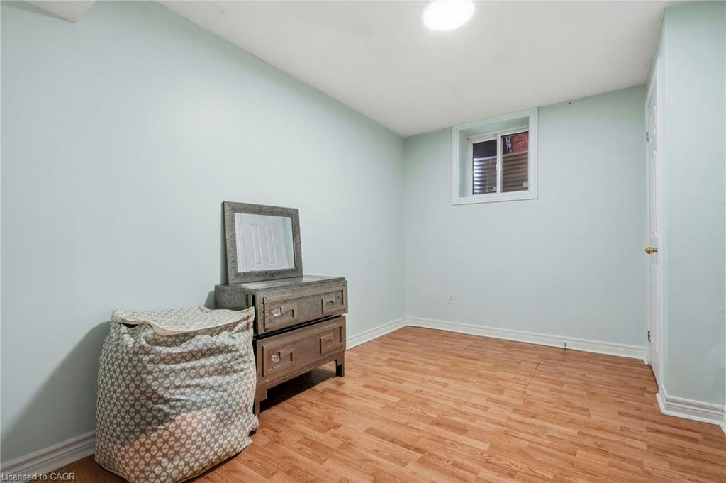 31 Peachwood Crescent, Hamilton, ON, L8E 5Z7 - 34
