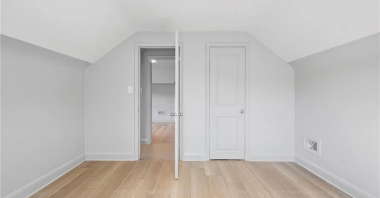 B-20 Cherryhill Drive, Grimsby, ON, L3M 3B5 - 11