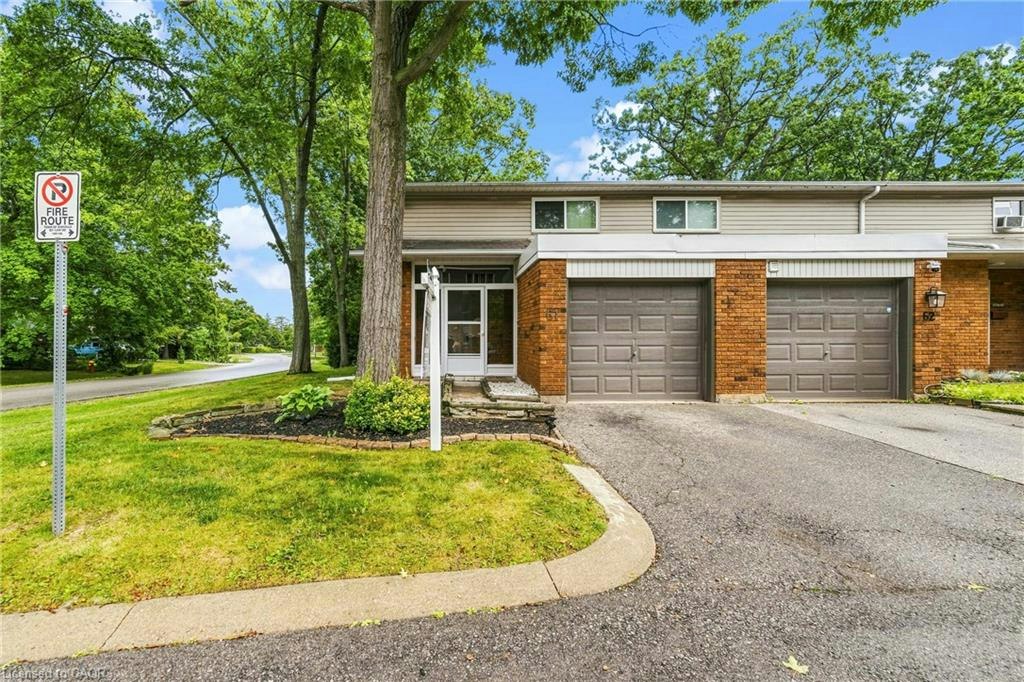 61-1270 Gainsborough Drive, Oakville, ON, L6H 2L2