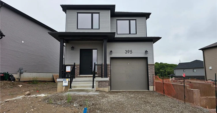 395 Benninger Drive, Kitchener, ON, N2E 0K1