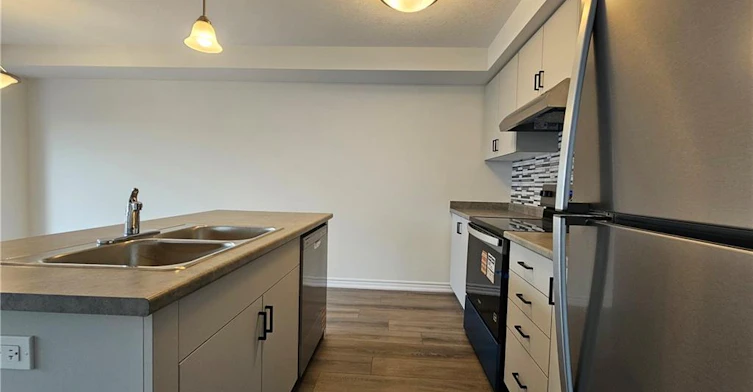395 Benninger Drive, Kitchener, ON, N2E 0K1 - 5