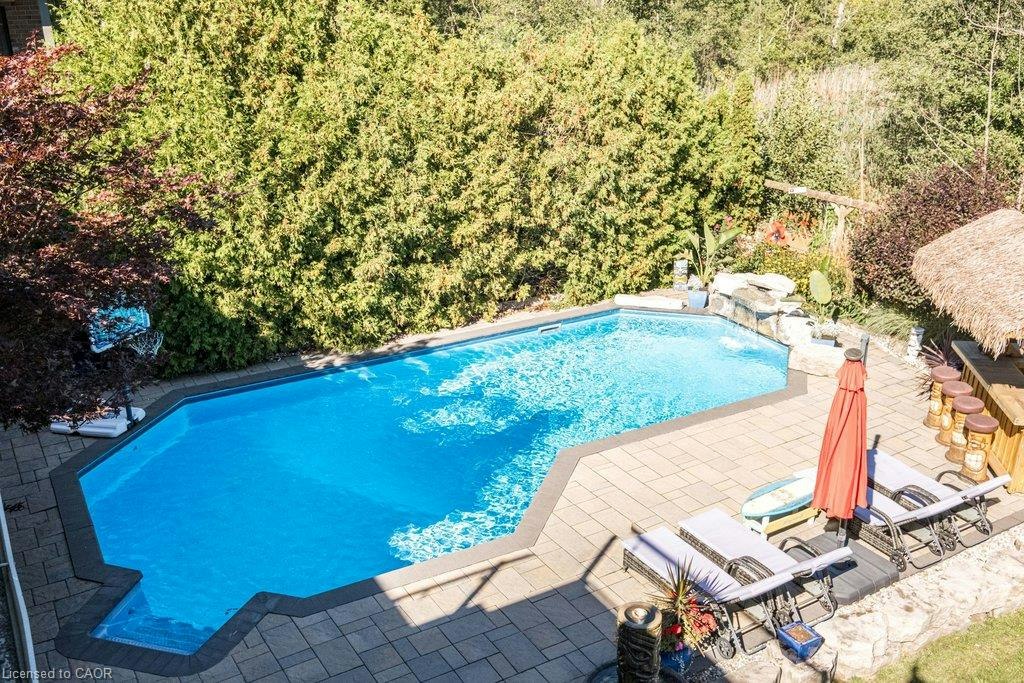 381 Woodworth Court, Hamilton, ON, L9G 2N2 - 37